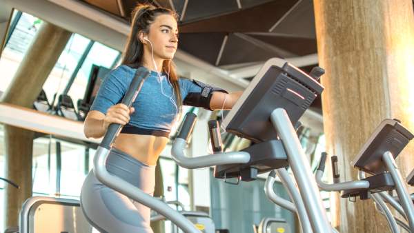 How To Easily Burn 500 Calories On Elliptical